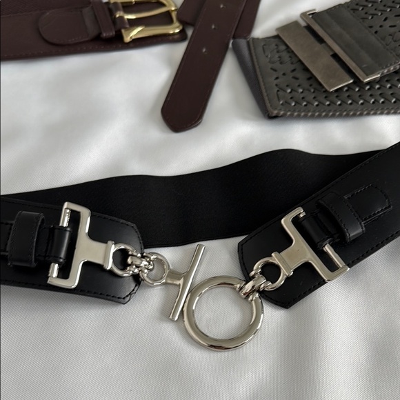 Assorted Women's Belt Set - Brown, Gray, Black, Blue Sz S/M - Picture 3 of 10